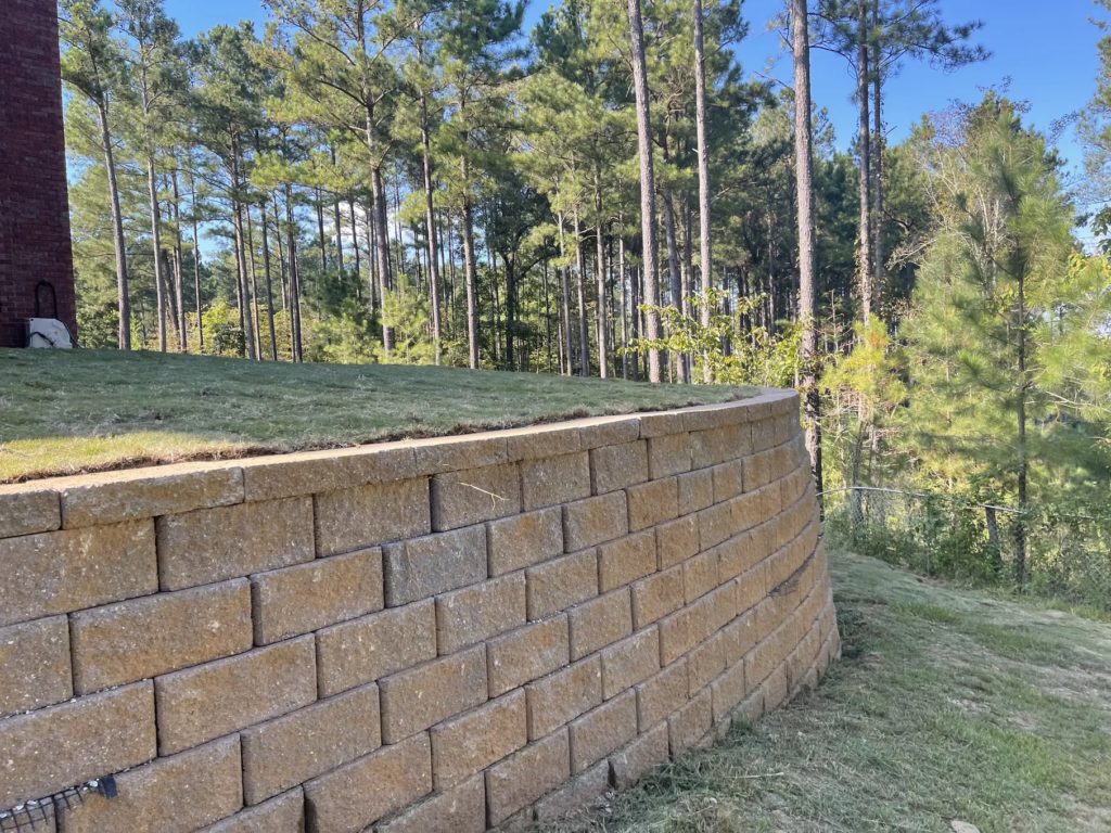 Benefits of Installing a Retaining Wall