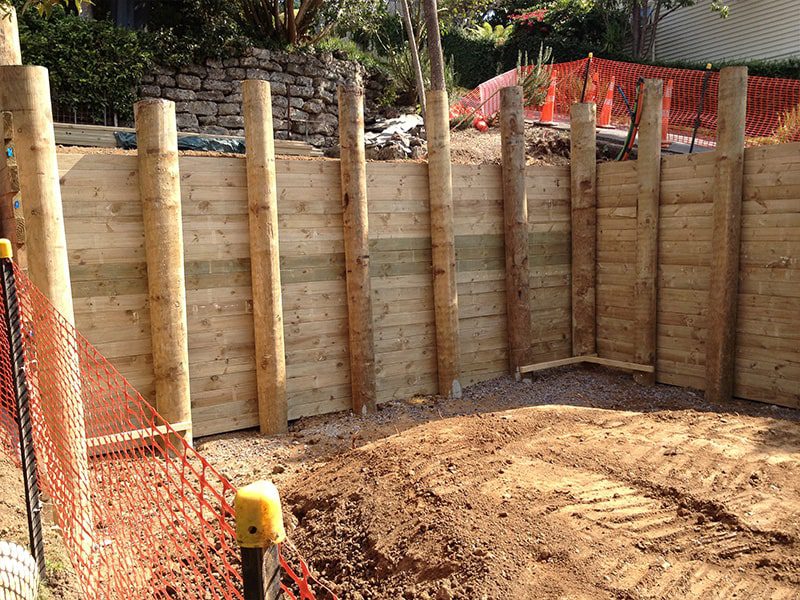 Set up Retaining Wall Boards